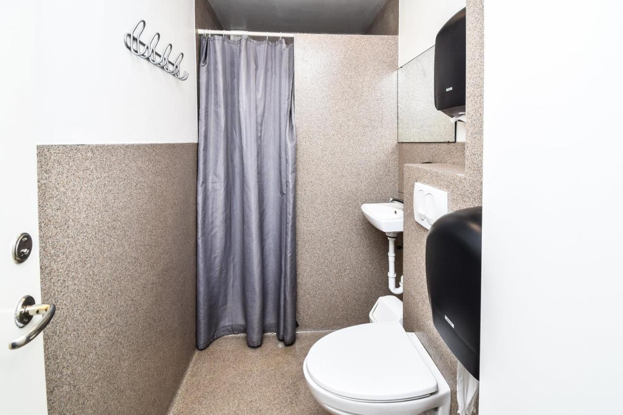 Guesthouse Aurora Reykjavík Exteriör bild